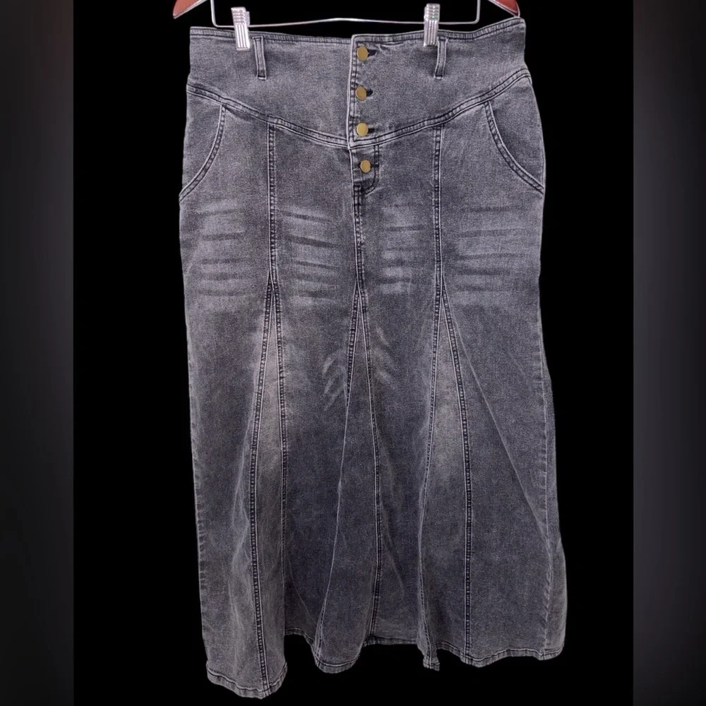 Women’s 2XL Distressed Black Denim Midi Skirt High Waist Button Front A-Line
